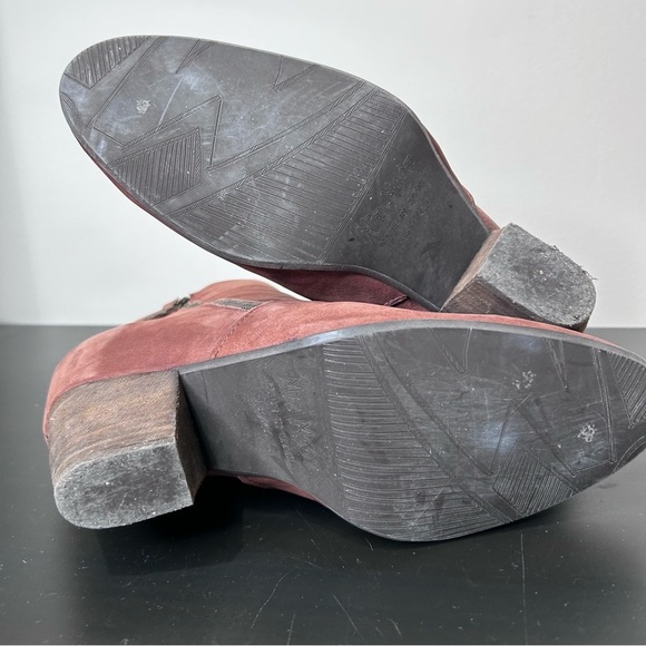 Miz Mooz Bankok Ankle Boot Nubuck Leather Bootie 2" Heel in Plum Size 9.5 - Picture 6 of 11